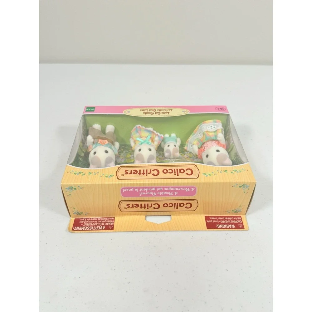 NEW Calico Critters Latte Cat Family Full Set US SELLER Epoch Sylvanian Families